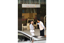 Singapore Airlines Customer Service Desk