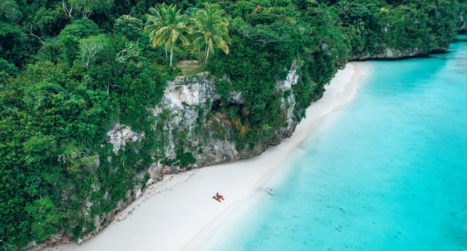 Plage Kiki Nouméa avec Singapore Airlines