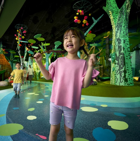 Curiosity Cove + River Wonders